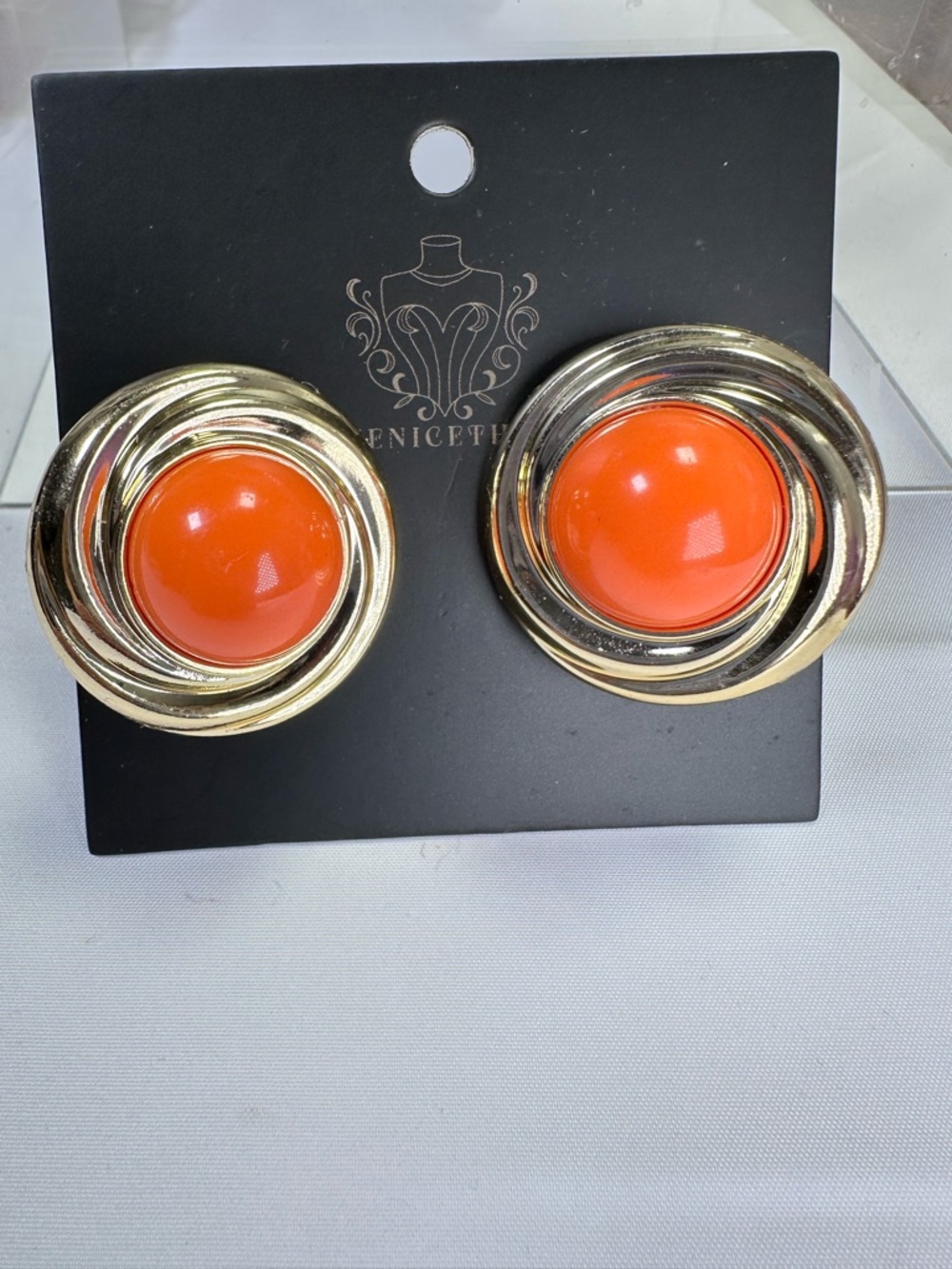 70s-80s DEAD-STOCK Gold-Tone Stud Earrings with Orange Cabochon